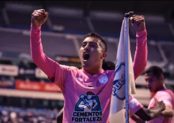 América hace oficial el fichaje de Erick Sánchez