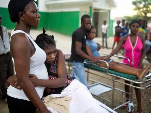 Hospital en mal estado complica crisis en Haití tras sismo