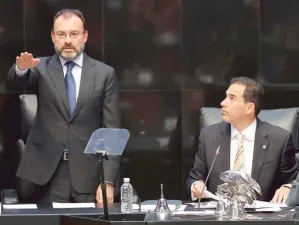 Se asoma batalla fiscal México-EU; Trump propone cambios tributarios