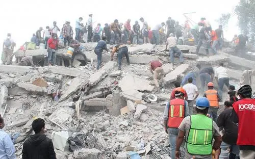 Suman 225 muertos tras sismo de ayer en 6 estados
