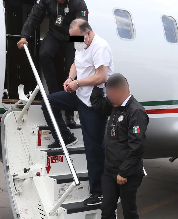 Fiscalía ejecuta orden de aprehensión contra César Duarte