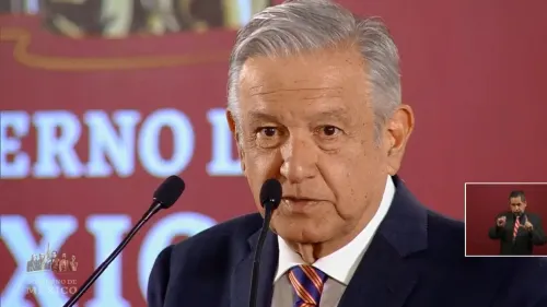 AMLO destaca aumento del 12% en recaudación de impuestos