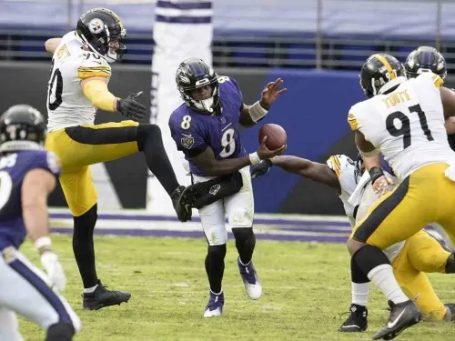 NFL vuelve a aplazar el choque entre Cuervos y Acereros