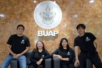 Estudiantes de la BUAP crean botanas de proteína de grillo para combatir la desnutrición infantil