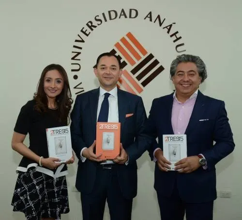 Se presenta en la Anáhuac el Libro 2tres15, una guía práctica para comunicar estrategias