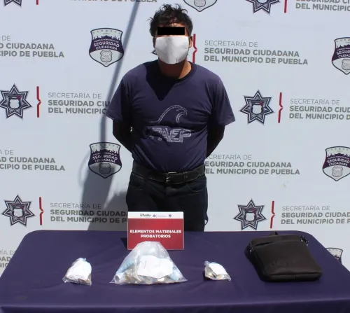 Detiene Policía Municipal a hombre  por robo a sucursal de Bodega Aurrerá