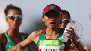 La historia de Lupita González, del eclipse a la luz de plata