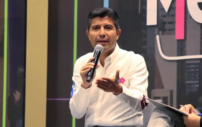 Lalo Rivera suma mil 600 personas a su estructura territorial