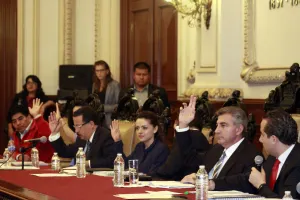 Ex candidatos regidores de Puebla solicitan licencias indefinidas