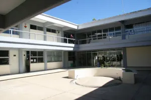 Alumnos ITP suspenden clases por inconformidad con director