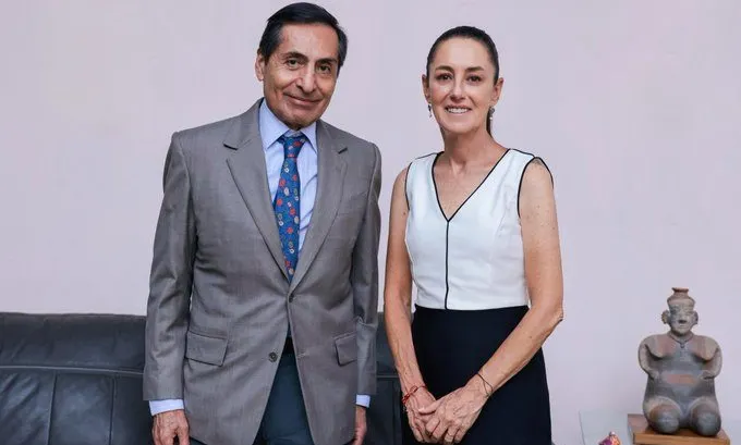 Sheinbaum ratifica línea económica presentada por Rogelio Ramírez