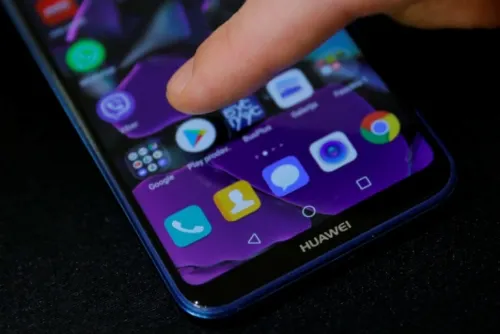 Sanciones de EU contra Huawei le impactarán 30 mmdd