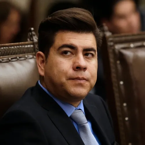 Piden reorientar recursos de ayuntamientos para atención Covid-19