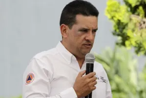Estudiante de primaria sufre quemaduras, tras prenderse su disfraz
