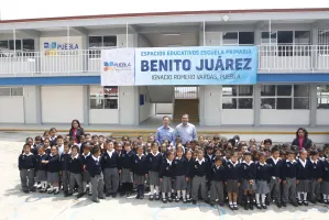 Moreno Valle rehabilita espacios educativos en la Romero Vargas
