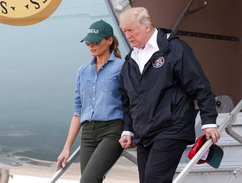 Trump regresa a Texas para reunirse con damnificados