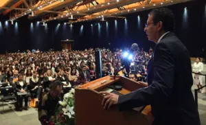 Egresan 650 alumnos de la Universidad IEU