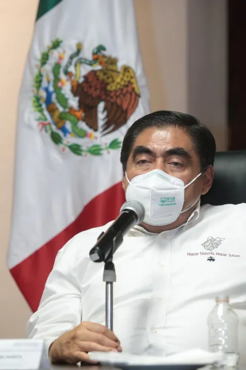 Gobierno Estatal analiza reubicar a familias afectadas por explosión de toma clandestina
