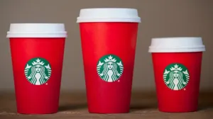 Por qué acusan a una taza de Starbucks de ser anticristiana