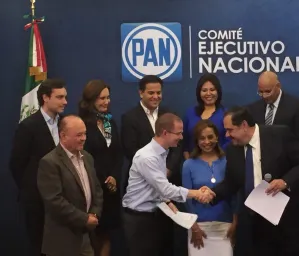 Ricardo Anaya se registra como candidato al CEN PAN