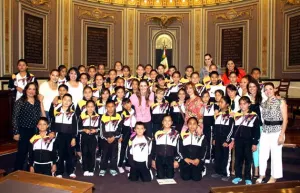 Participa Congreso en Recorridos Infantiles por los Tres Poderes del Estado