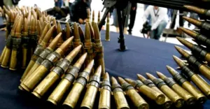Videgaray exige que EEUU detenga tráfico de armas a México