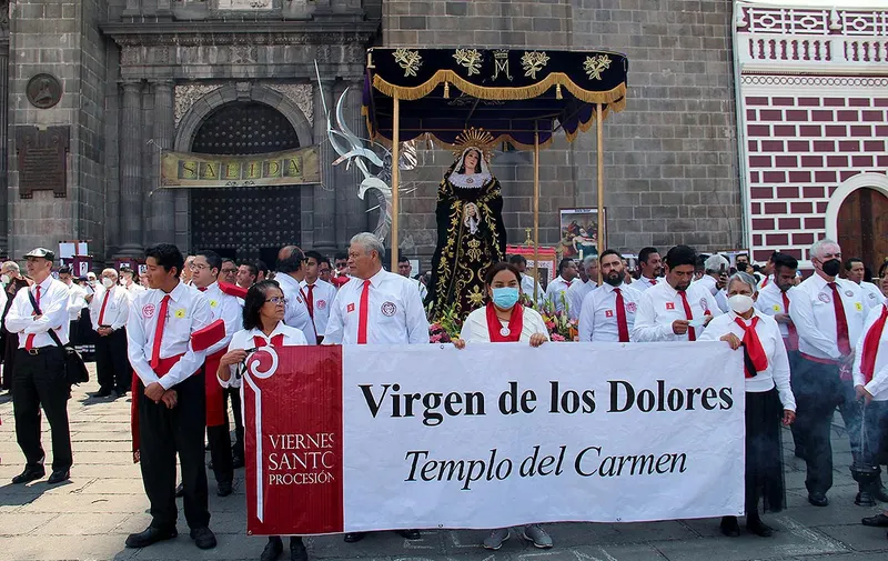 virgen-de-los-dolores-procesion-de-viernes-santo