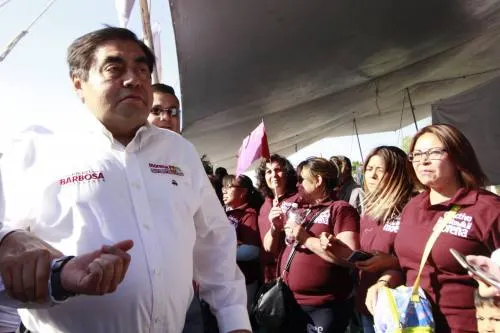 Barbosa ofrece coordinación con municipios para evitar descargas al Atoyac