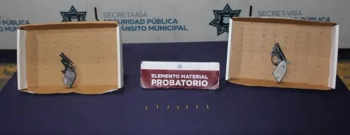 Detuvo policía municipal de Puebla a dos hombres por portación ilegal de arma de fuego