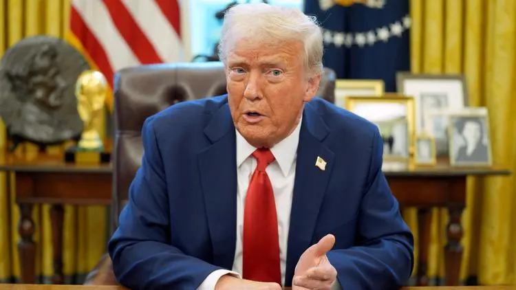 Trump afirma que “México hace lo que le decimos” y Sheinbaum responde: “en México, el pueblo manda”