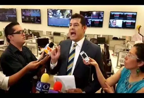 Y el tufo marinista llega a Morena de la mano de Alejandro Armenta