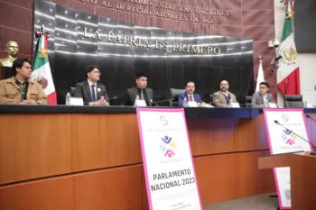 Participar en decisiones fundamentales del país, piden a jóvenes desde el Senado