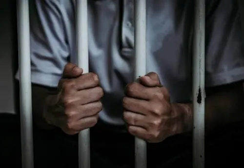 Padre, tío y abuela, vinculados a proceso por sustracción de menores
