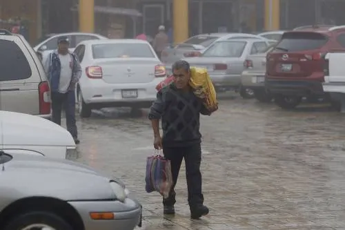 Lluvias seguirán hasta noviembre, además los frentes fríos se adelantarán: Ariza