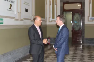 Recibe Luis Banck en Palacio a Juan Carlos Lastiri