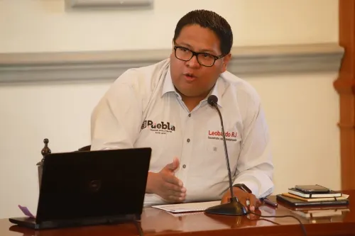 Gobierno municipal cazará a delincuentes con kits de detectores de placas