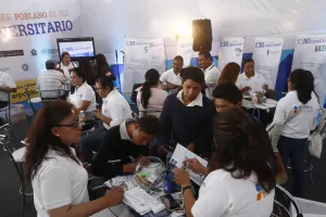 Se benefician más de 7 mil jóvenes con programa universitario estatal