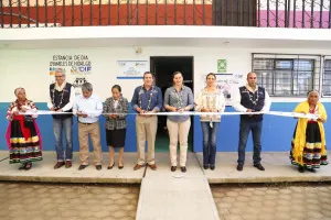 Inaugura SEDIF Estancia de Día y Cecade en Tlatlauquitepec