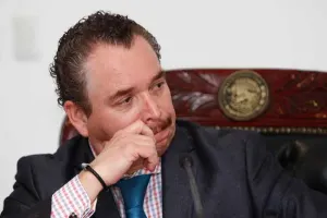 Chevalier, fuera del proceso de renovación TEPJF