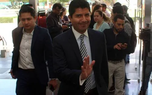 Eduardo Rivera le heredó a Claudia Rivera una disidencia sindical