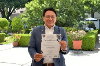 Estudiante de la BUAP gana primer lugar en Congreso Nacional de Enfermería