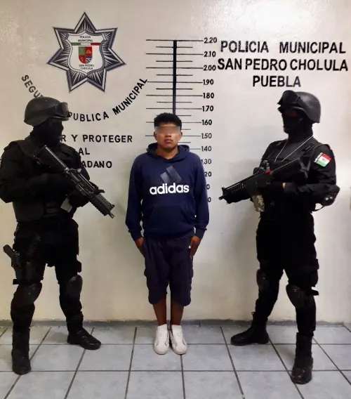 Recupera grupo táctico de San Pedro auto robado, presuntamente usado para un atraco; hay un detenido