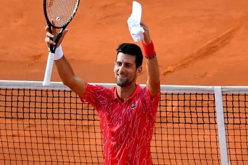 Djokovic hace donativo a ciudad serbia golpeada por el Covid-19