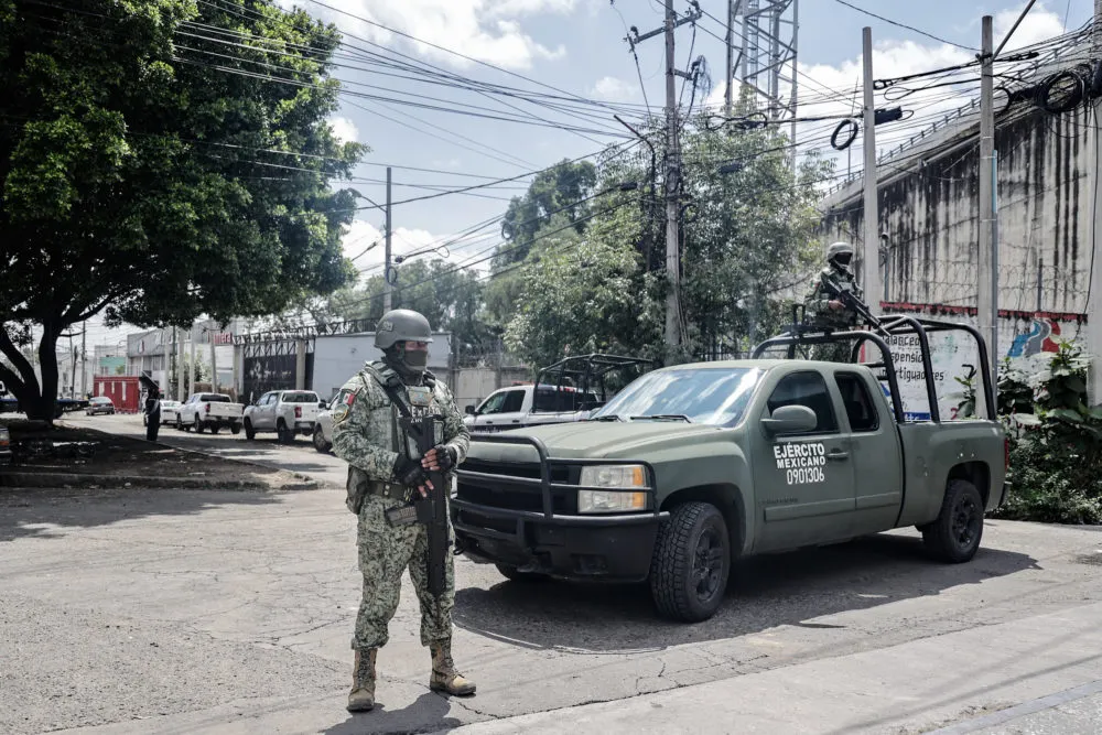 Operativo de FGR en San Felipe Hueyotlipan