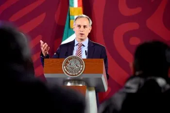 Se analizan tres biológicos para vacunar a menores de edad: López-Gatell