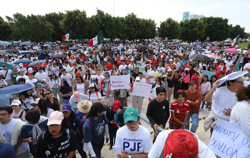 estudiantes-derecho-pue-vs-reforma-poder-judicial