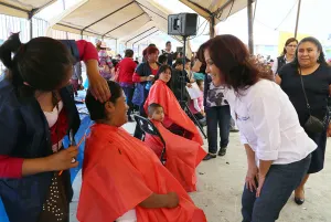 Mi prioridad, el fortalecimiento de familias poblanas: Dinorah López de Gali