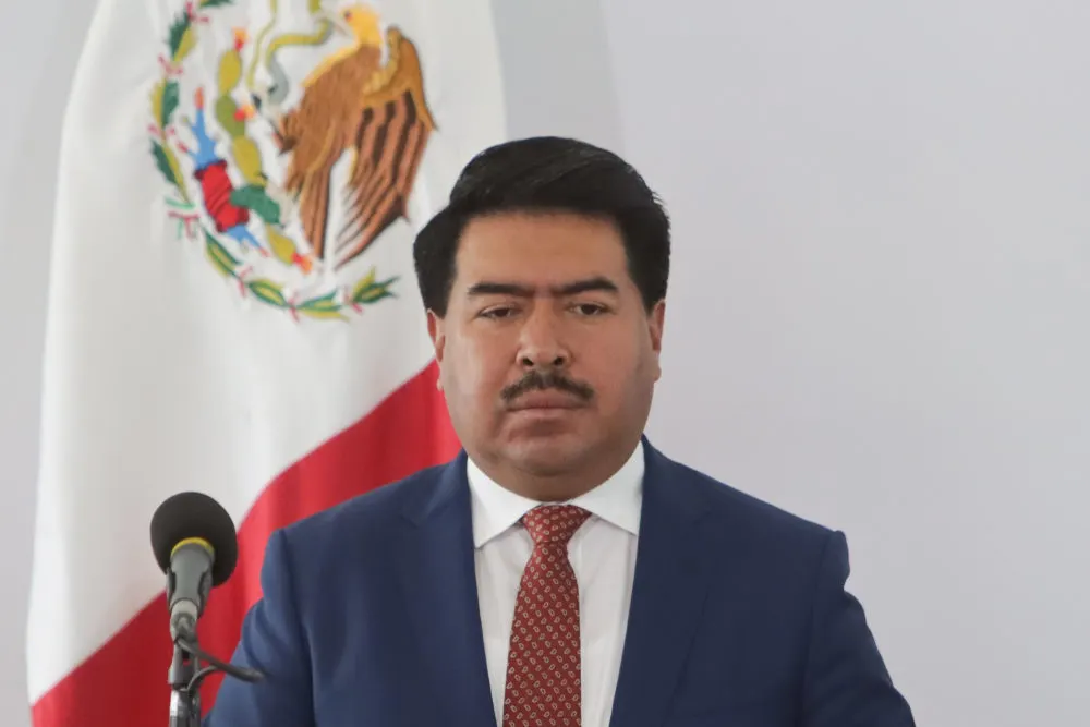 Gobierno estatal llama a transportistas al diálogo y rechaza presiones para alza de tarifas