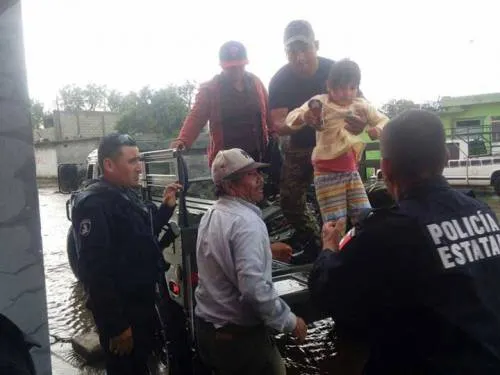 Lluvias dejan 130 damnificados y daños en 35 casas en Santa Catarina