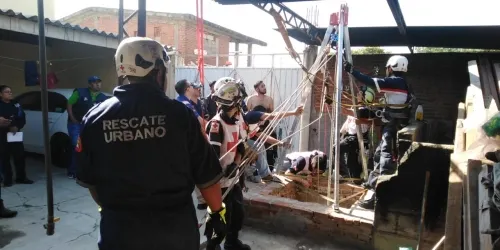 Recuperan cadáver de mujer en pozo de San Pedro Cholula